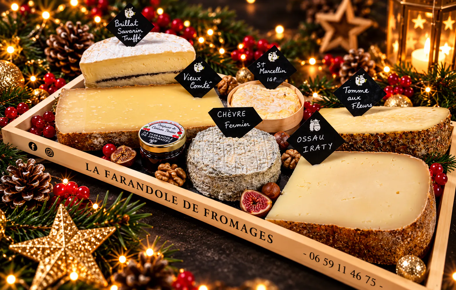Plateau de fromages de La Farandole de Fromages sur sa planche en bois gravée